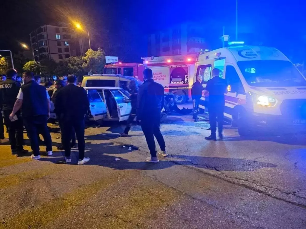 Elazığ\'da Trafik Kazası: 3 Yaralı