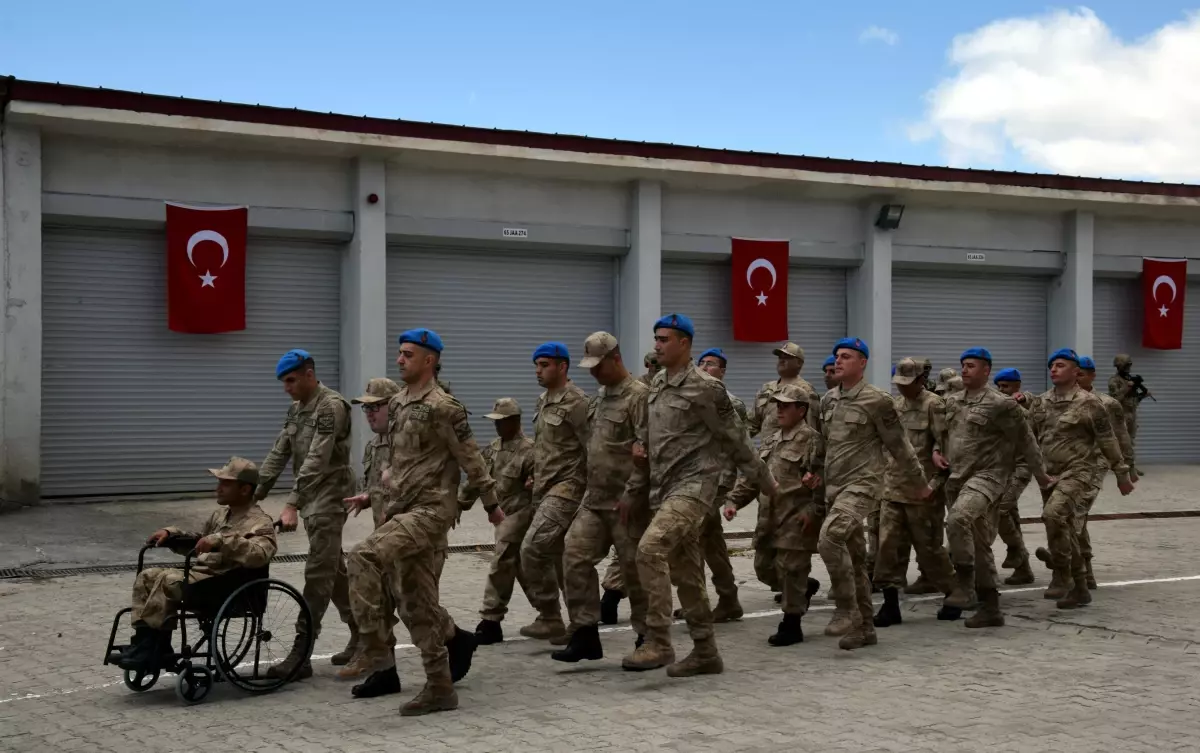 Engelli Gençler Temsili Askerlik Yaptı