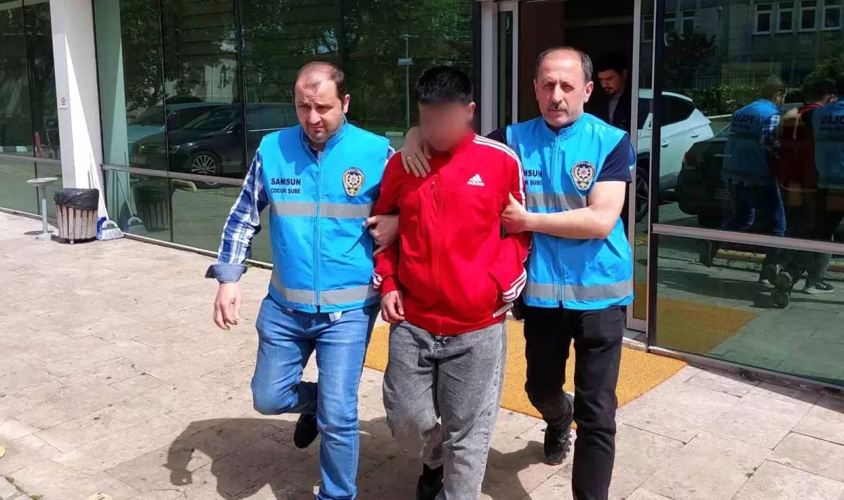 Samsun\'da Bıçaklama Olayı: 17 Yaşındaki Genç Tutuklandı