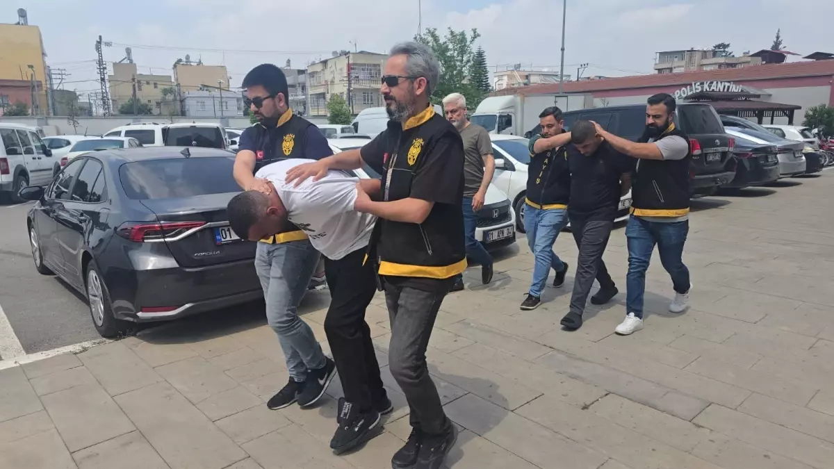 Adana\'da Hırsızlık: 450 Bin Lira Çalındı