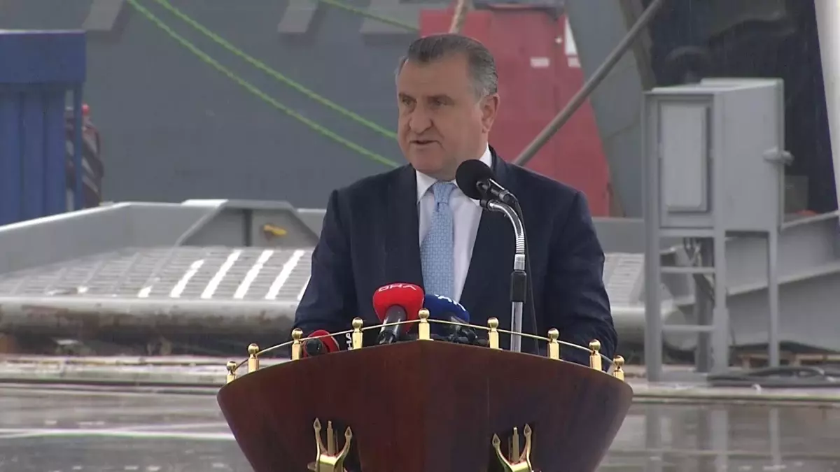 TCG Anadolu ile Gençler Samsun\'a Yola Çıktı