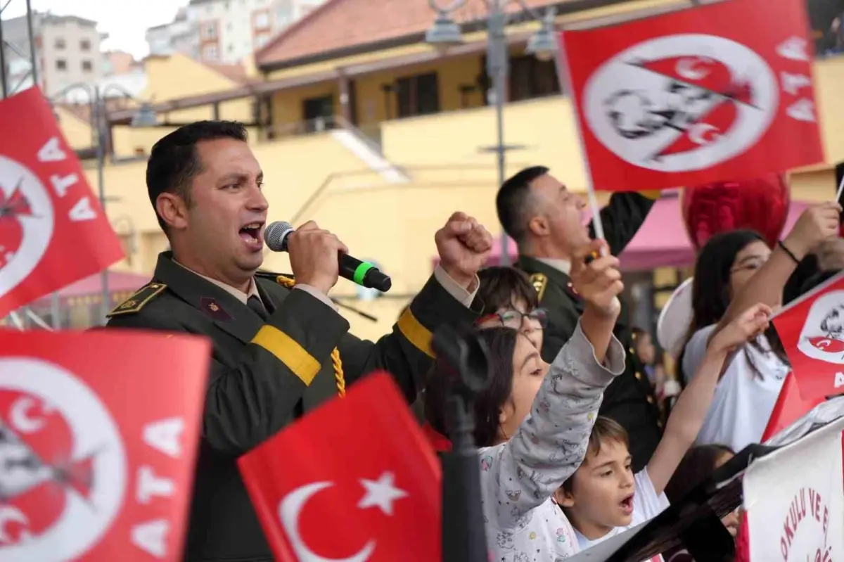Samsun\'da Askeri Bando Konseri