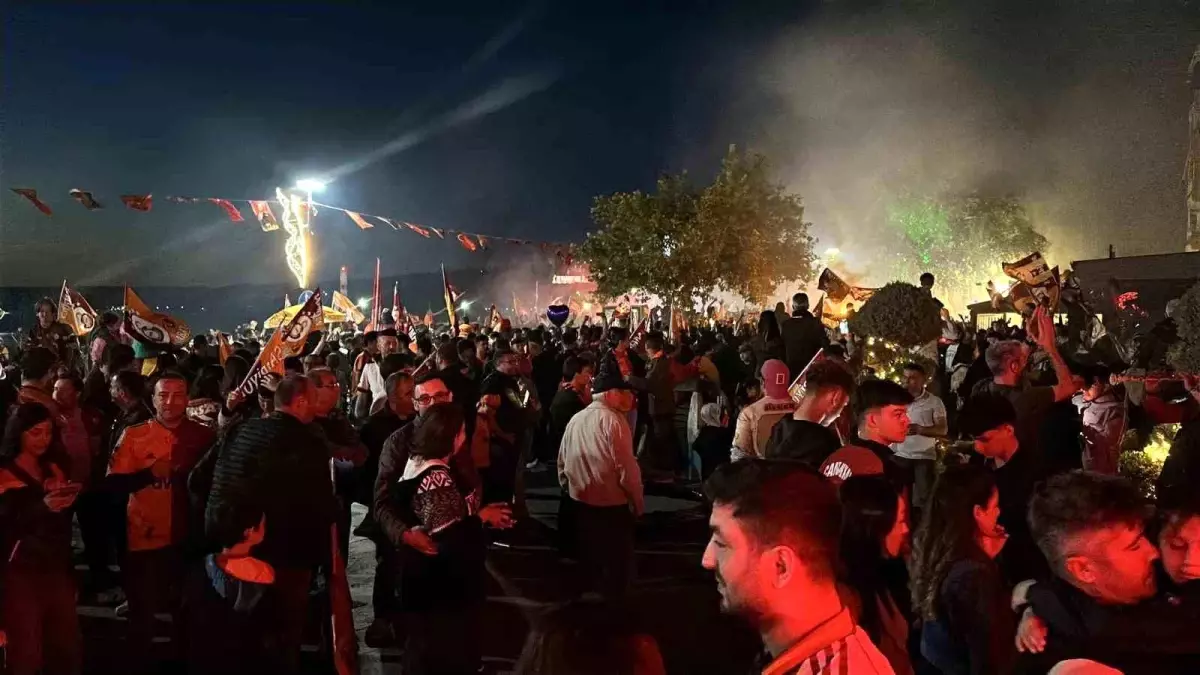 Galatasaray\'dan Şampiyonluk Coşkusu