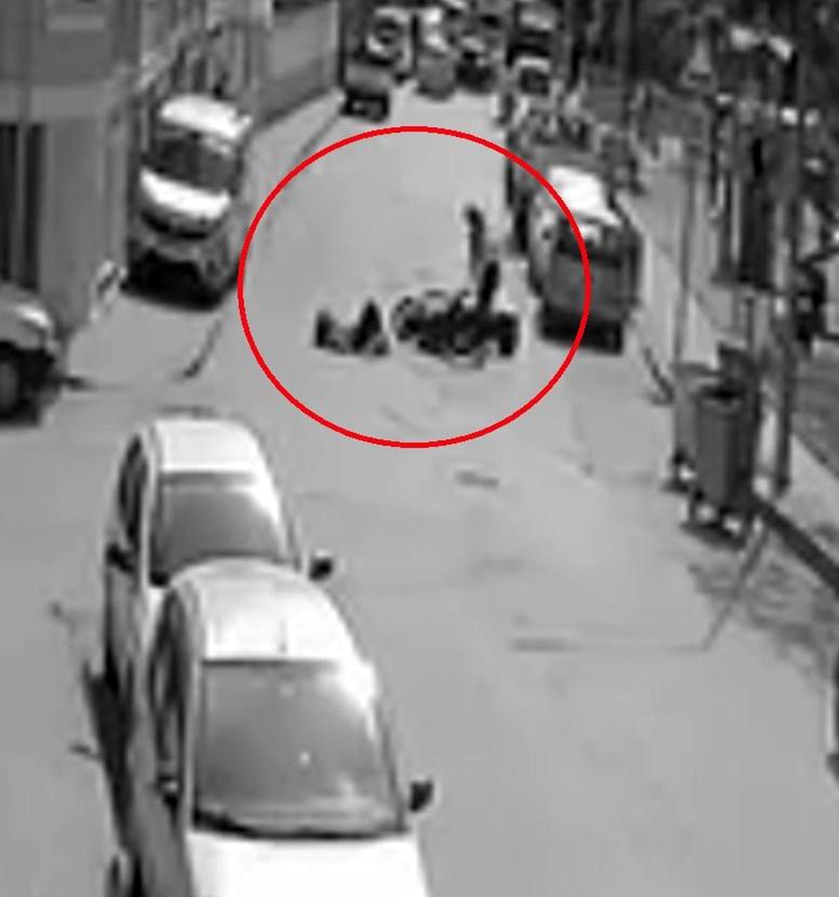 Bursa\'da Kurye Kadına Çarptı, Kaçtı