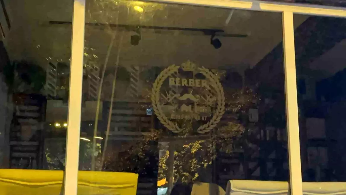 Bursa\'da Berber Çırağı Öldürüldü