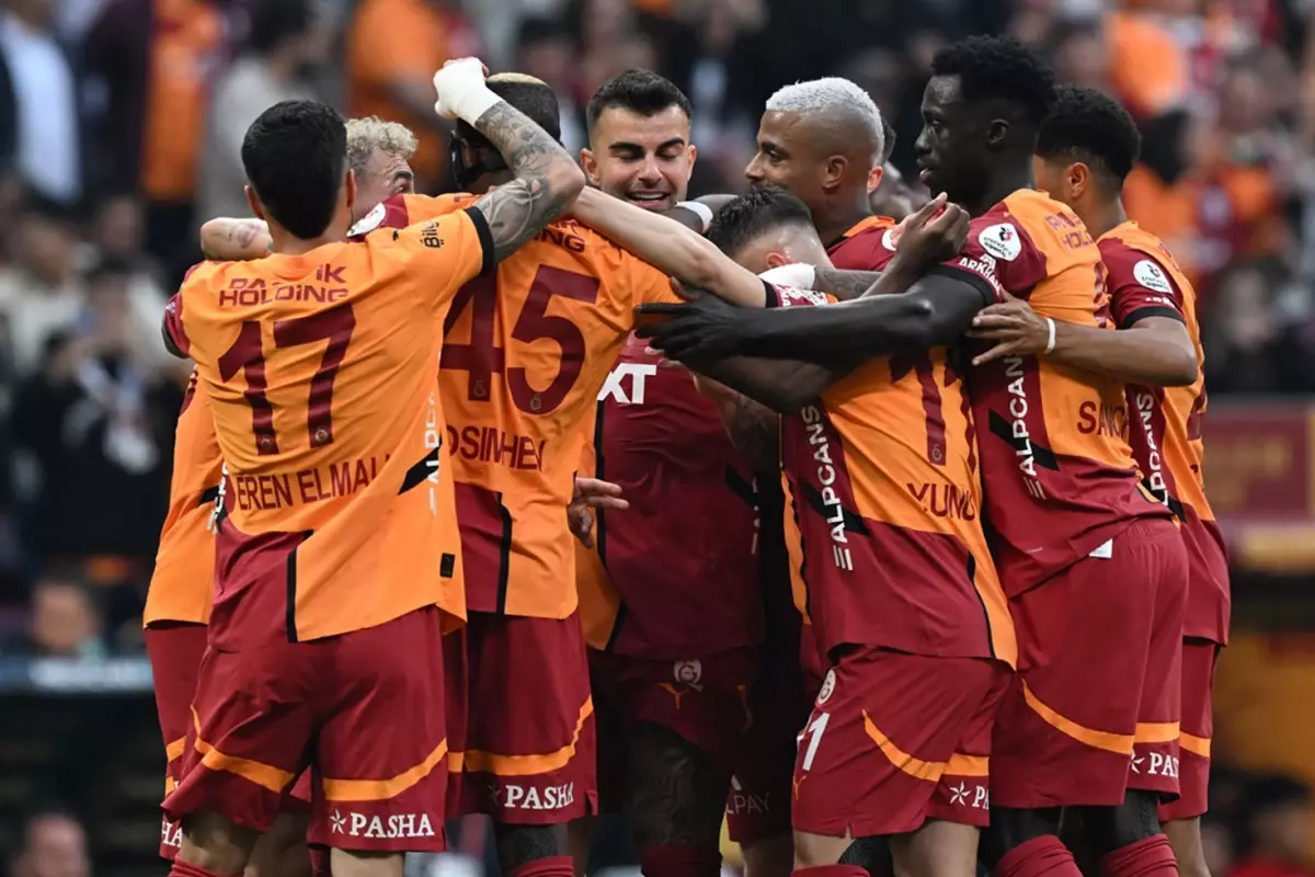 Şampiyonluk sonrası Galatasaray\'ı bekleyen dev gelir