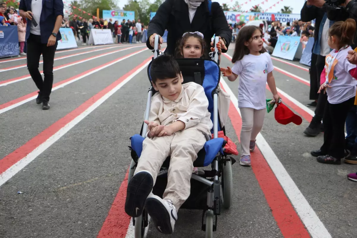 Samsun\'da Çocuk Maratonu ve Festivali