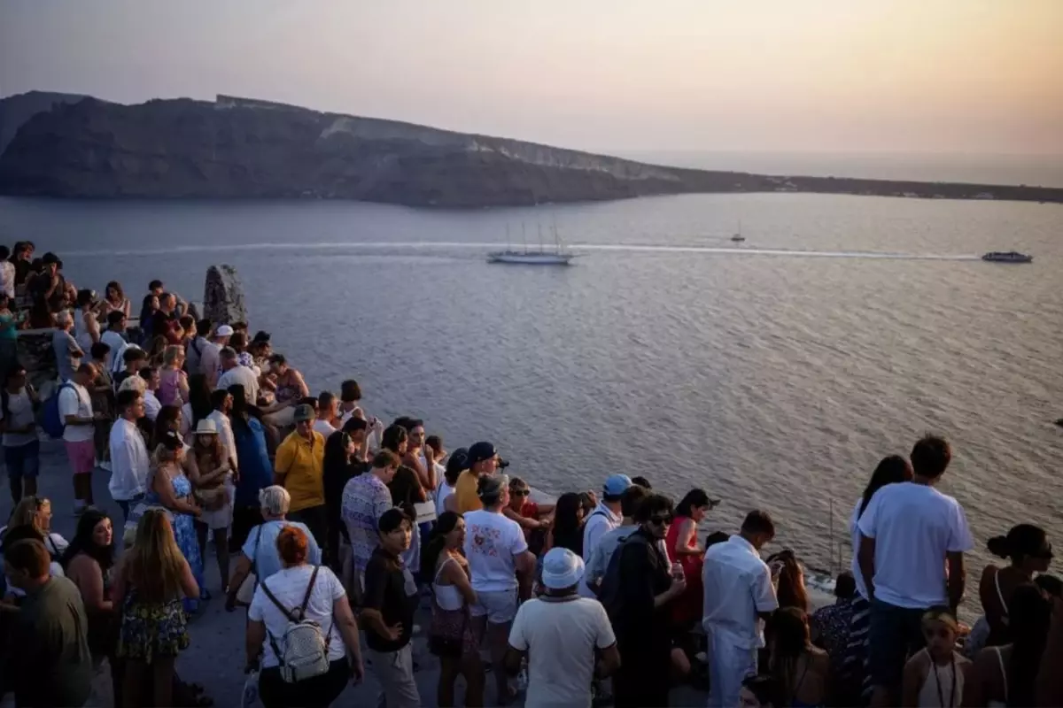 Yunanistan\'da deprem paniği! Okullar tatil edildi