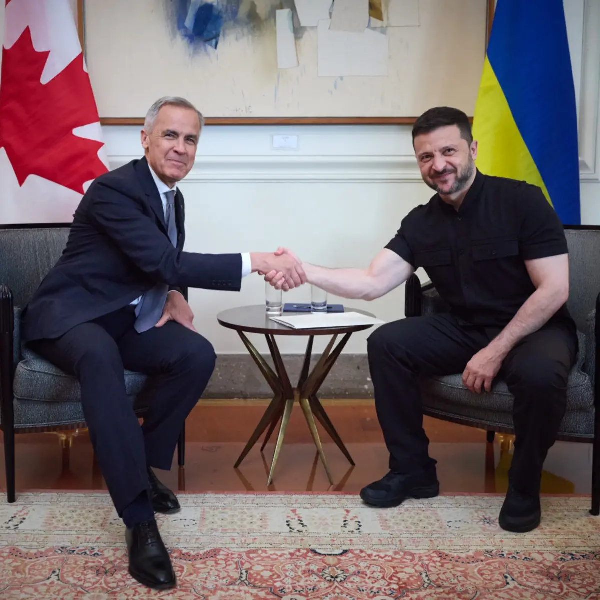 Zelenskiy ve Carney\'den Destek Görüşmesi