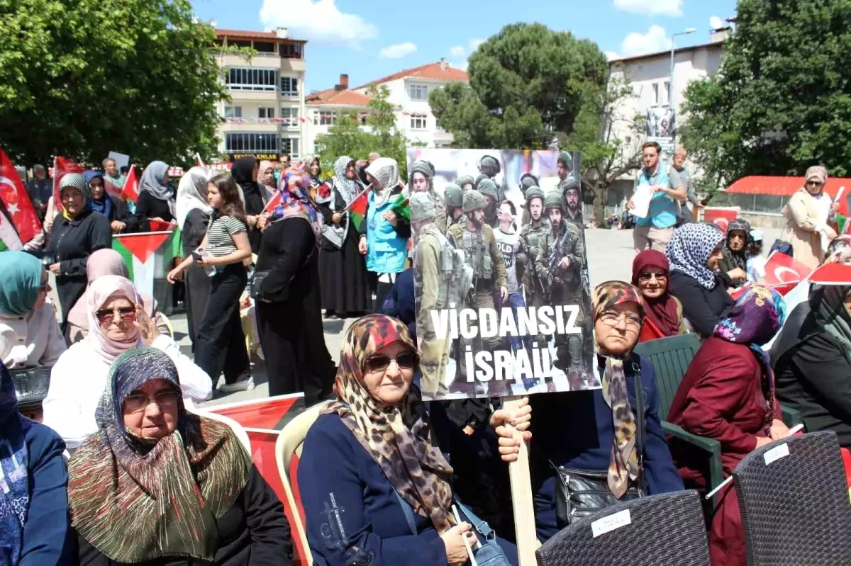 Çanakkale\'de \'Gazze\'ye Ses Ver\' Konferansı Düzenlendi