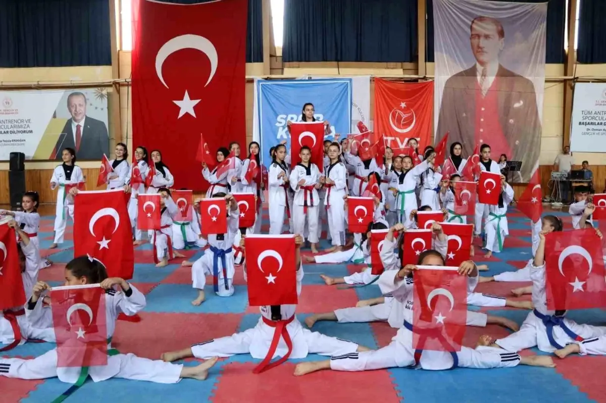 Konya\'nın ilçelerinde 19 Mayıs coşkusu