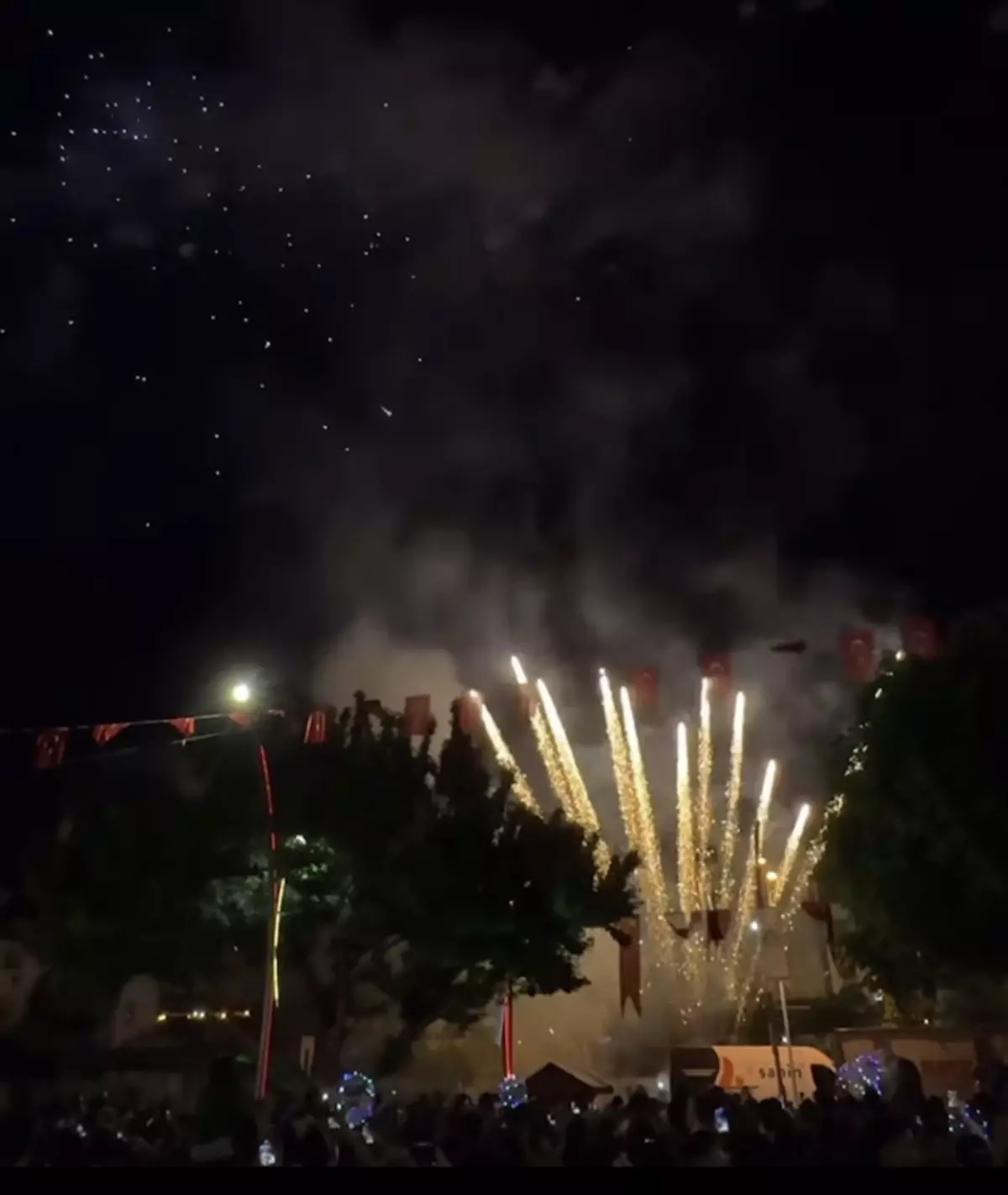 Bartın\'da Havai Fişek Patlaması: 2 Yaralı