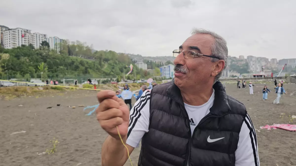 Zonguldak\'ta Uçurtma Festivali Renkli Anlara Sahne Oldu
