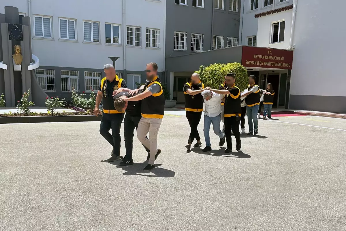 Eski Sevgili Krizi: Kafe Kurşunlandı