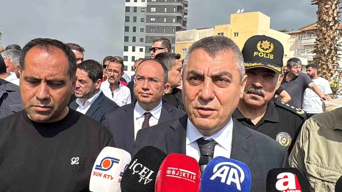 Mersin\'deki Fabrikada Yangın: Kontrol Altına Alındı