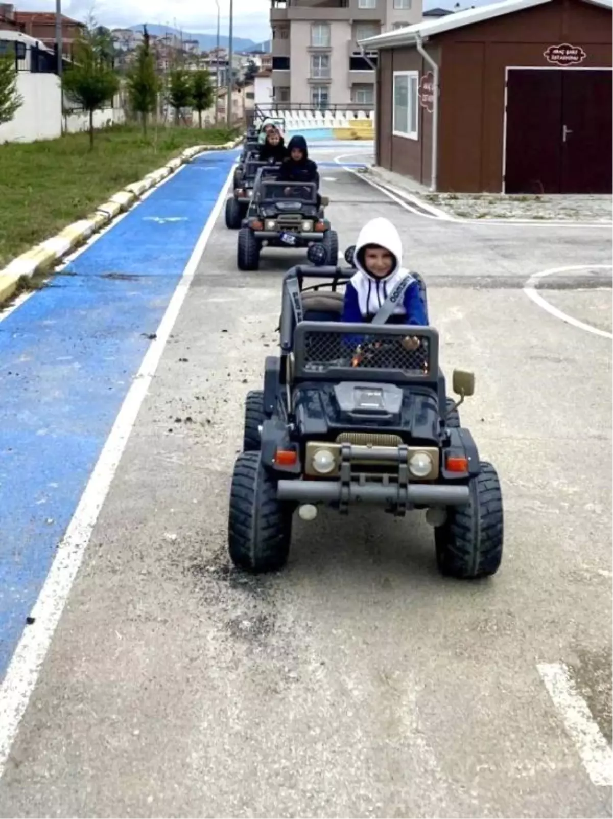 Minik Adımlar İle Trafik Eğitimi