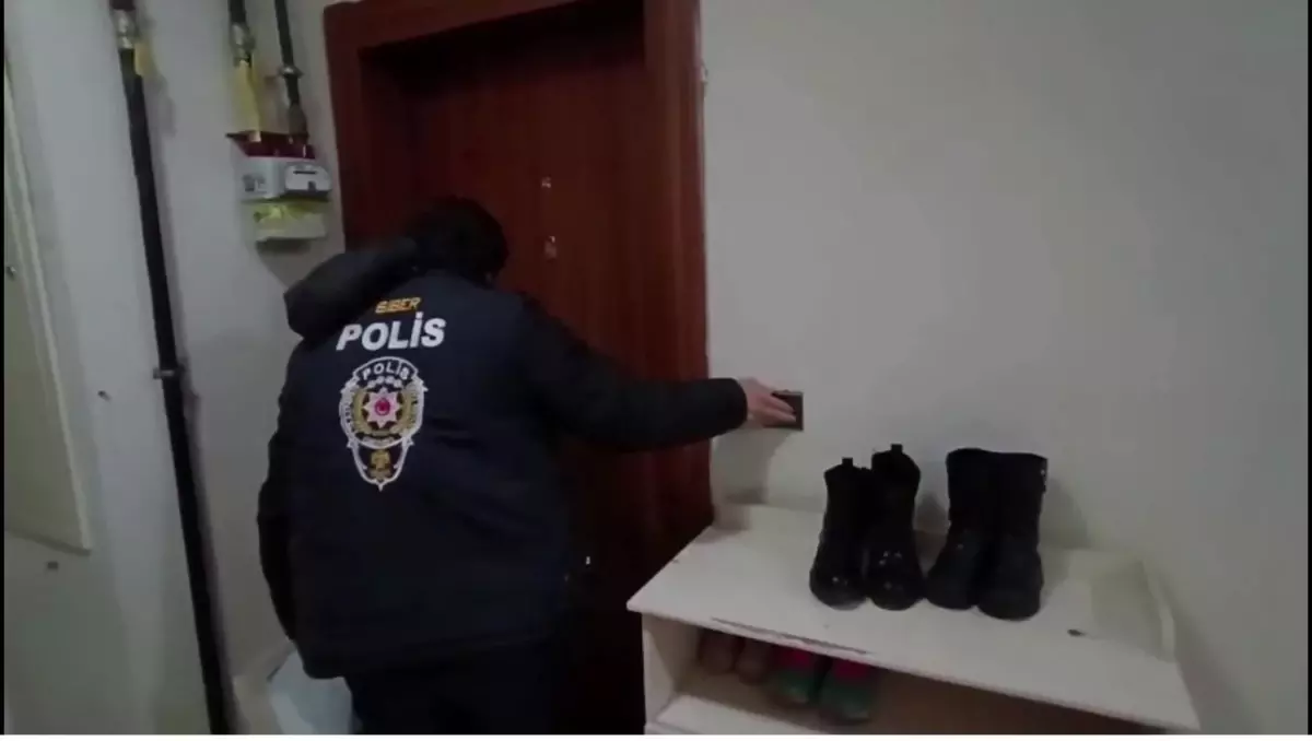 Diyarbakır\'da Dolandırıcılık Operasyonu