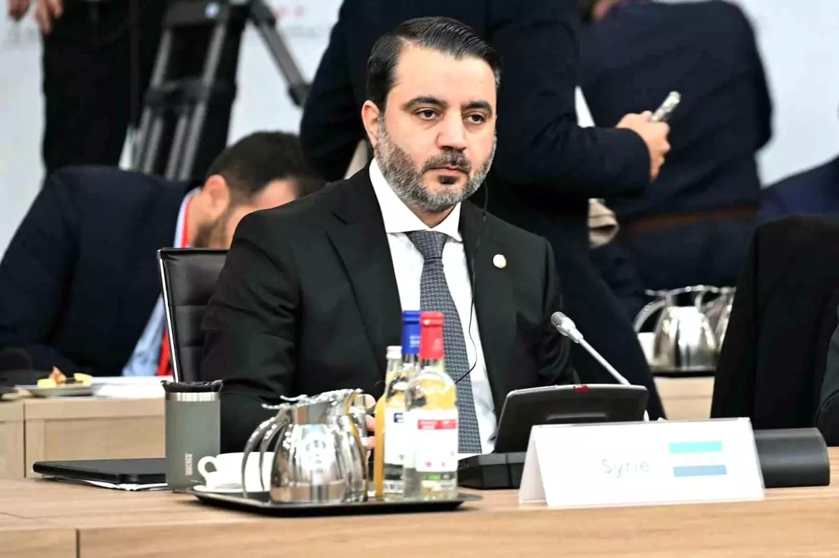 AB, Suriye\'ye Yaptırımları Kaldırdı