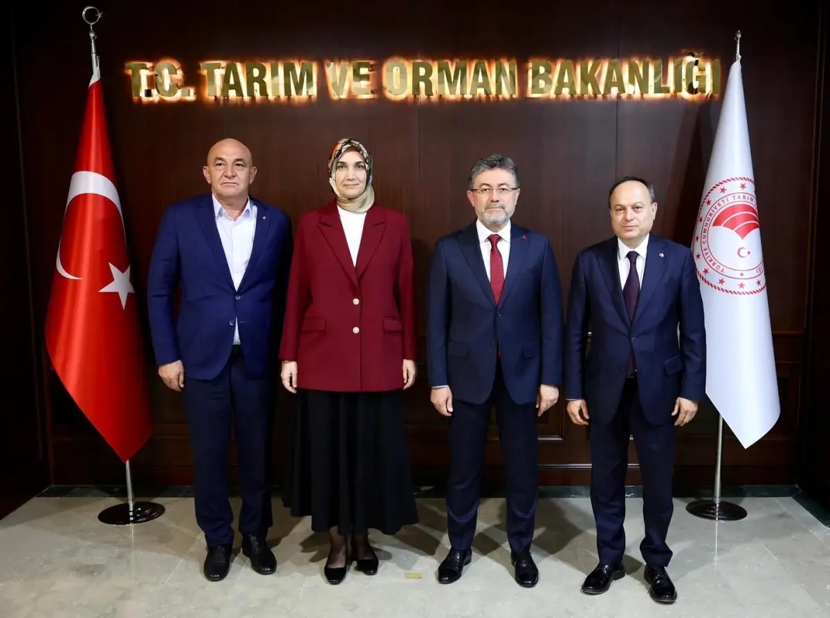 Afyonkarahisar\'dan Bakan Yumaklı\'ya Ziyaret