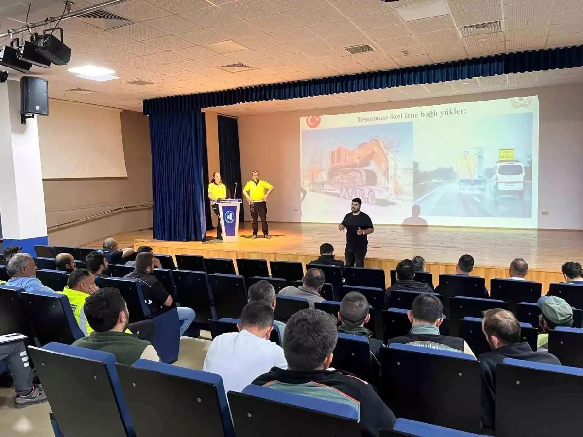 Çorum\'da Yol Güvenliği Eğitim Programı Düzenlendi
