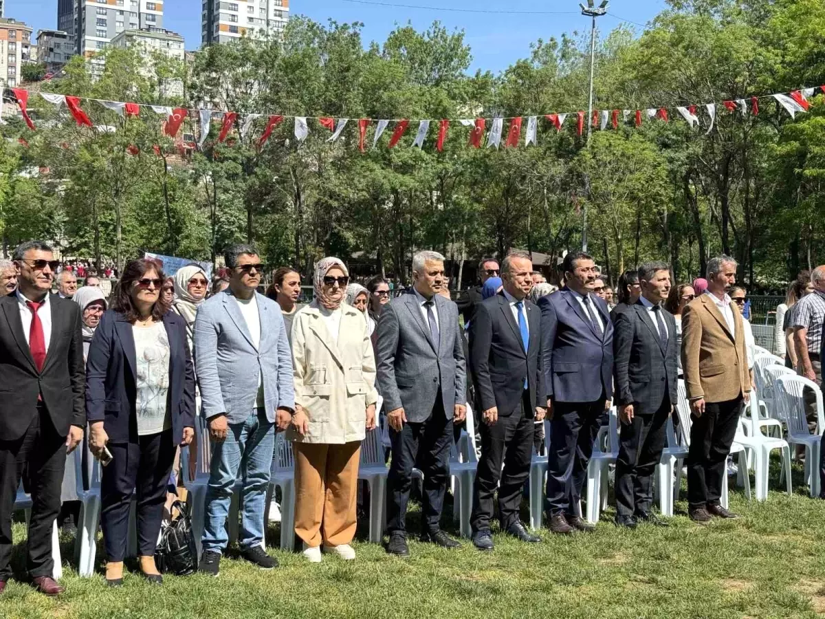 Kağıthane\'de Lise Tanıtım Şenliği Düzenlendi