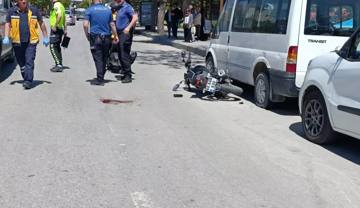 Tokat\'ta Motosiklet Kazası: 1 Ağır Yaralı