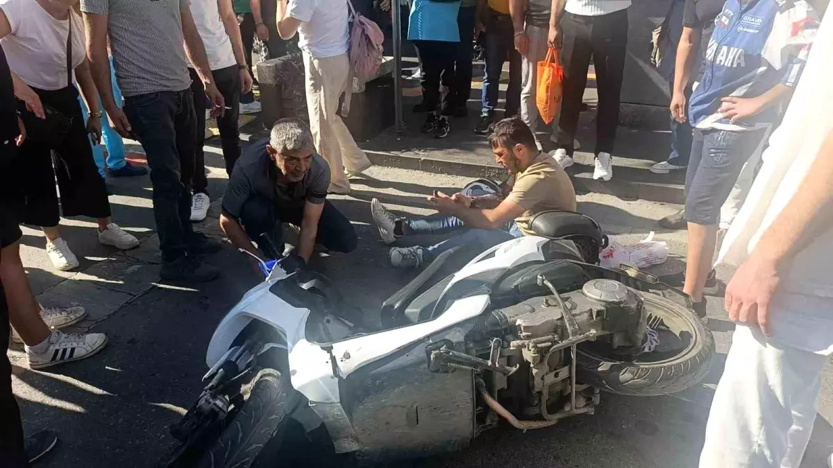 Manavgat\'ta Motosiklet Kazası