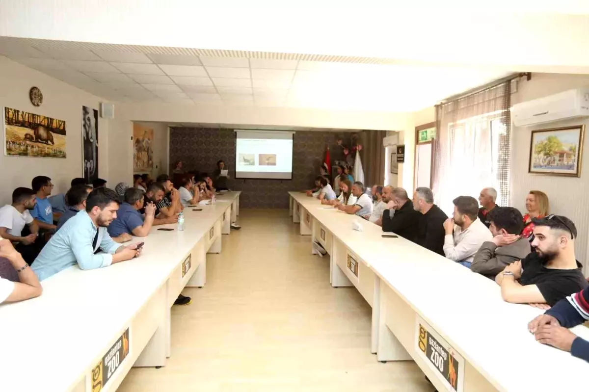 Gaziantep\'te Petshop Açmak İsteyenlere Eğitim Verildi