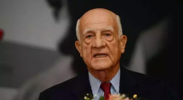 İş insanı İnan Kıraç, hastane önünden kaçırıldı