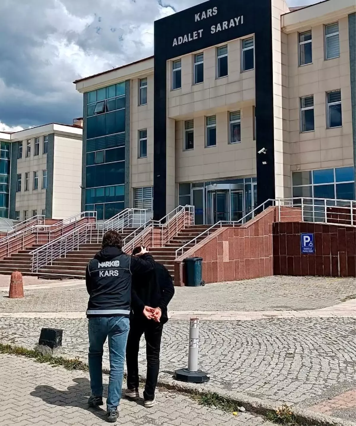 Kars\'ta Uyuşturucu Operasyonu: 1 Tutuklama