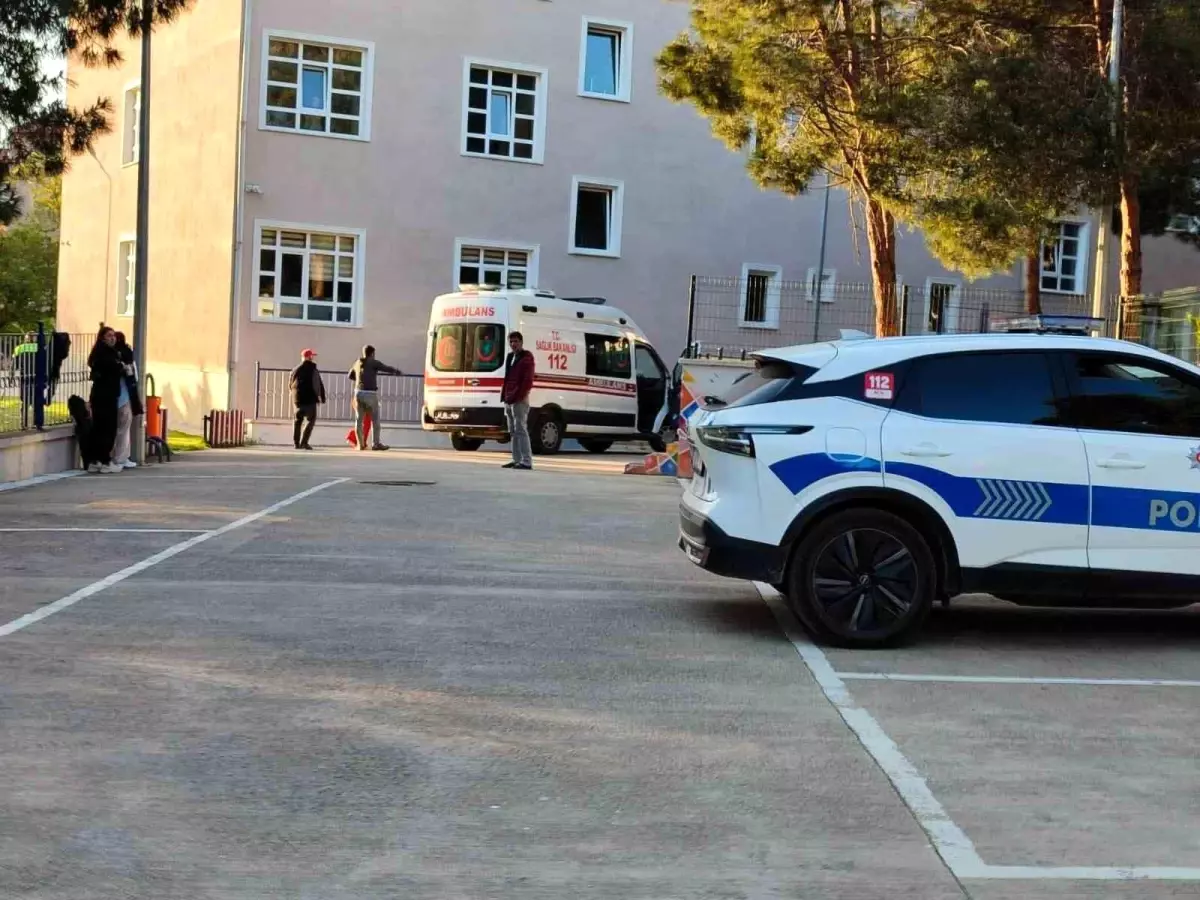 Sinop\'ta Alacak Verecek Kavgası: 1 Yaralı