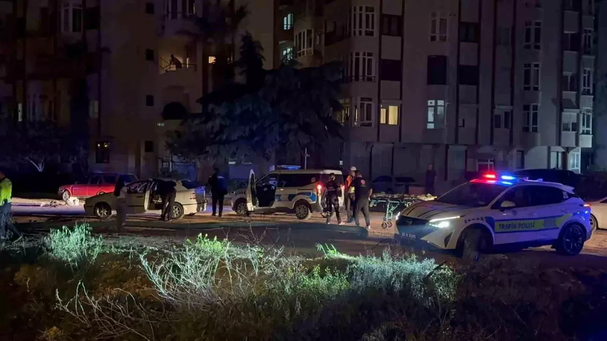 Erdek\'te Genç Kız Bıçaklanarak Öldürüldü