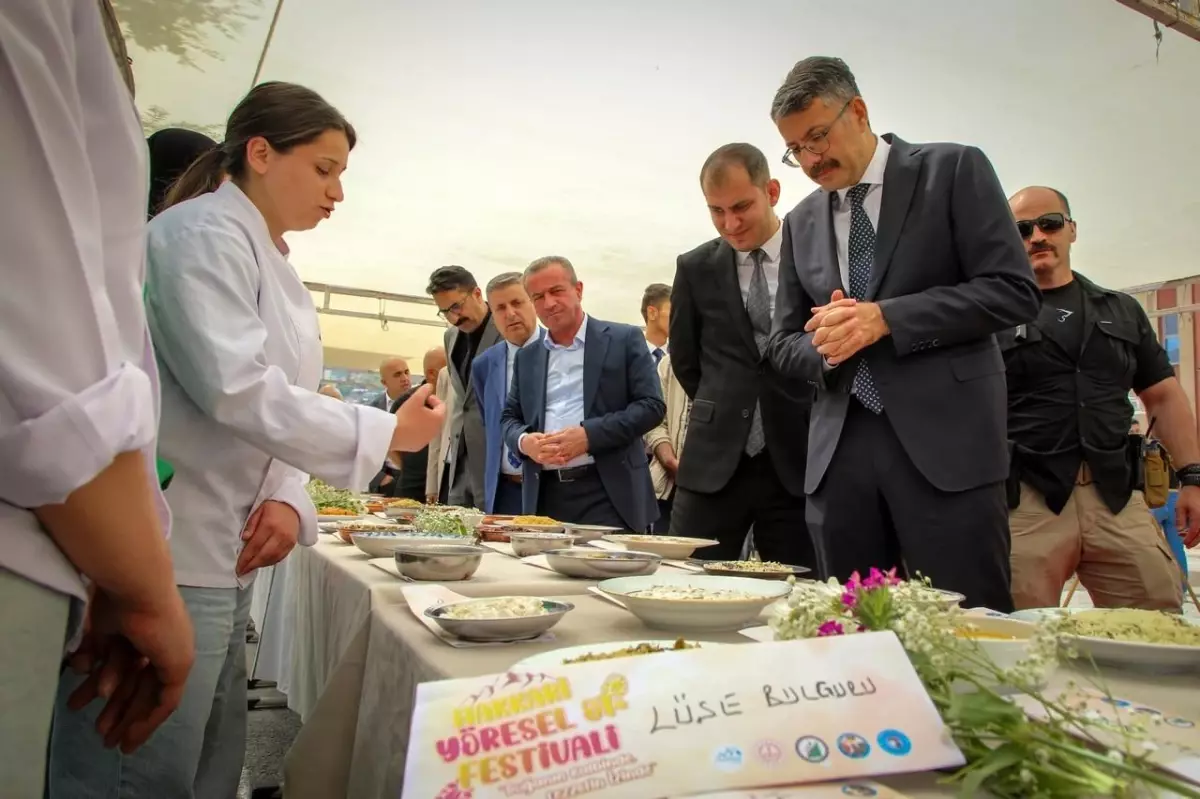 Hakkari\'de Yöresel Ot Festivali
