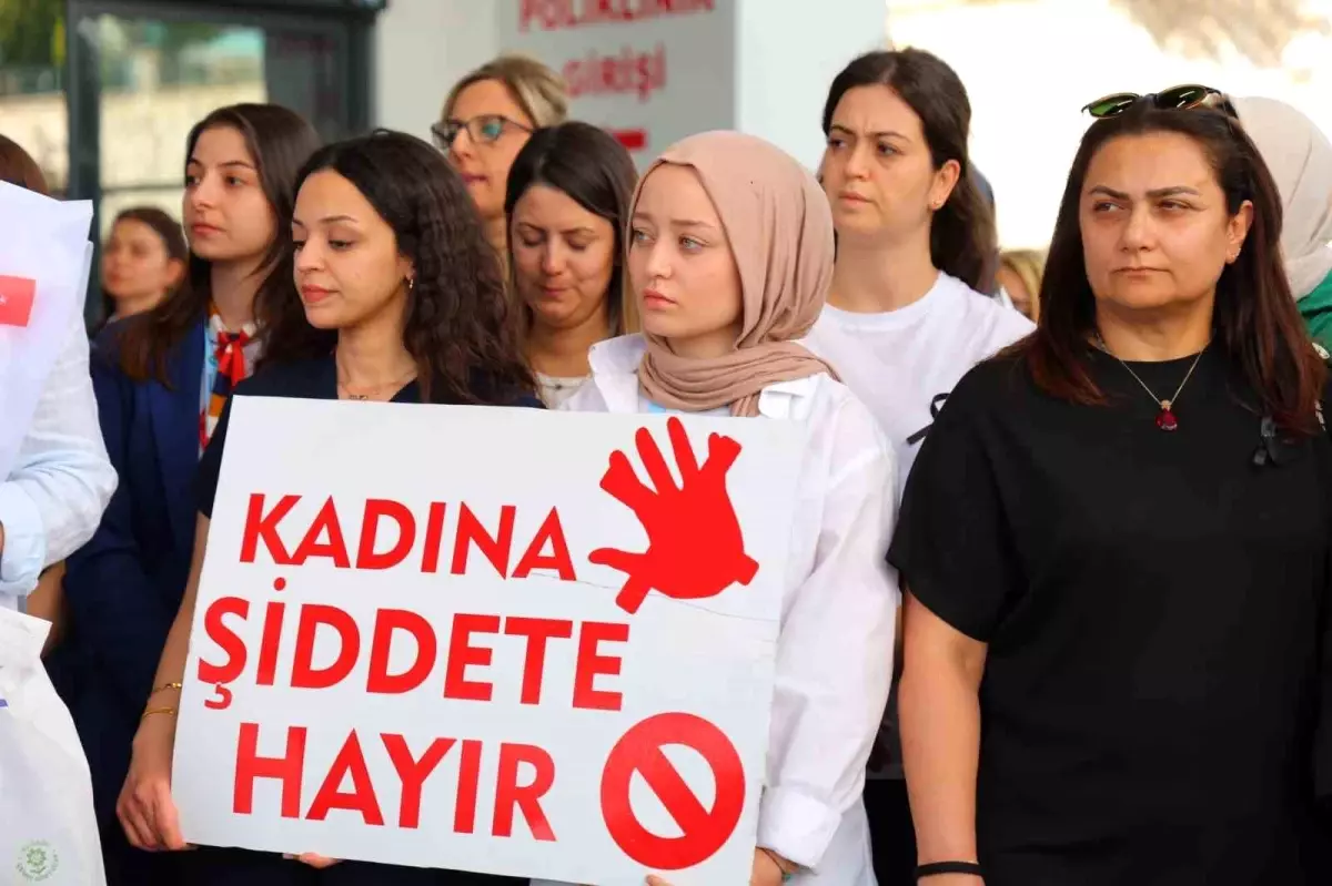 Kahramanmaraş\'ta Sağlık Çalışanına Şiddet Protestosu