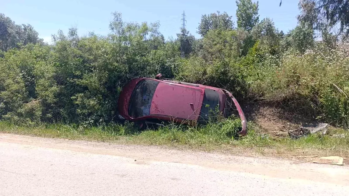 Manavgat\'ta Ters Dönmüş Araç Bulundu