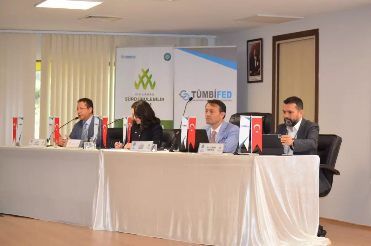 TÜMBİFED ve Bursa Uludağ Üniversitesi İş Birliğiyle Düzenlenen Tarım Zirvesi Bursa\'da Gerçekleşti
