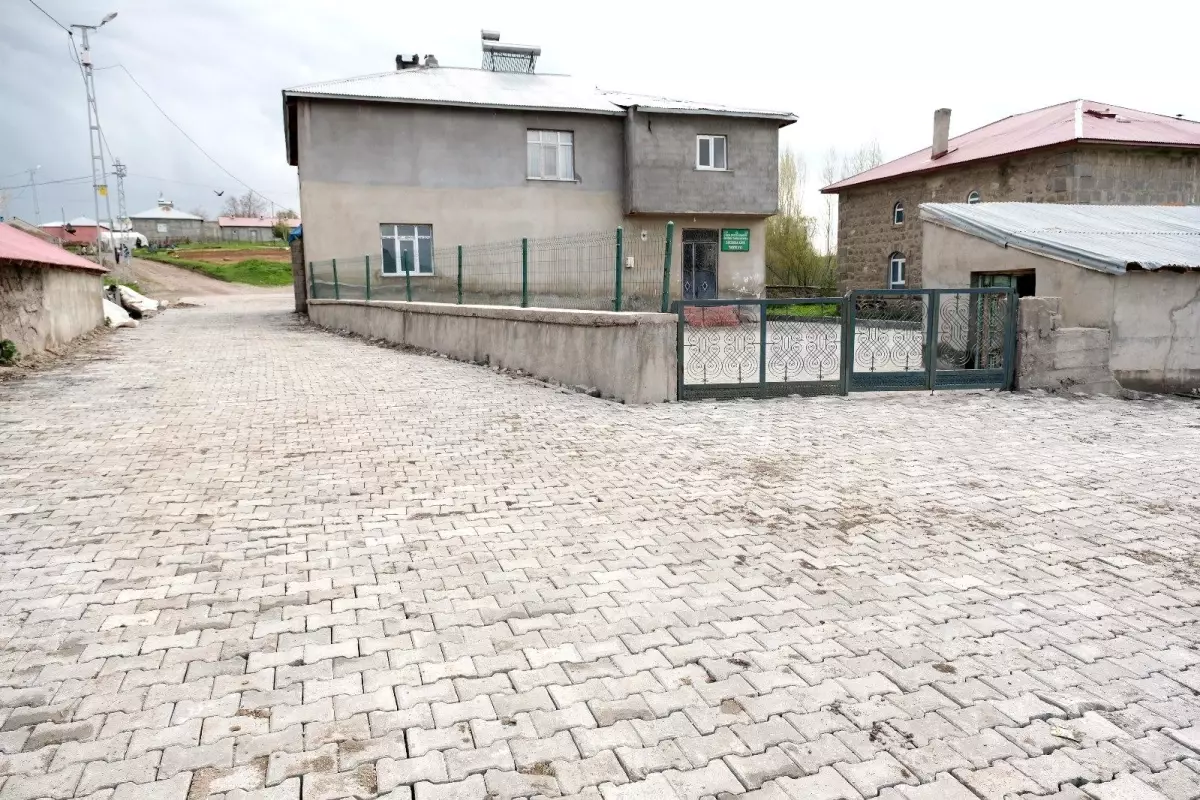 Çakıroba Köyü\'nde Yol Çalışması Tamamlandı