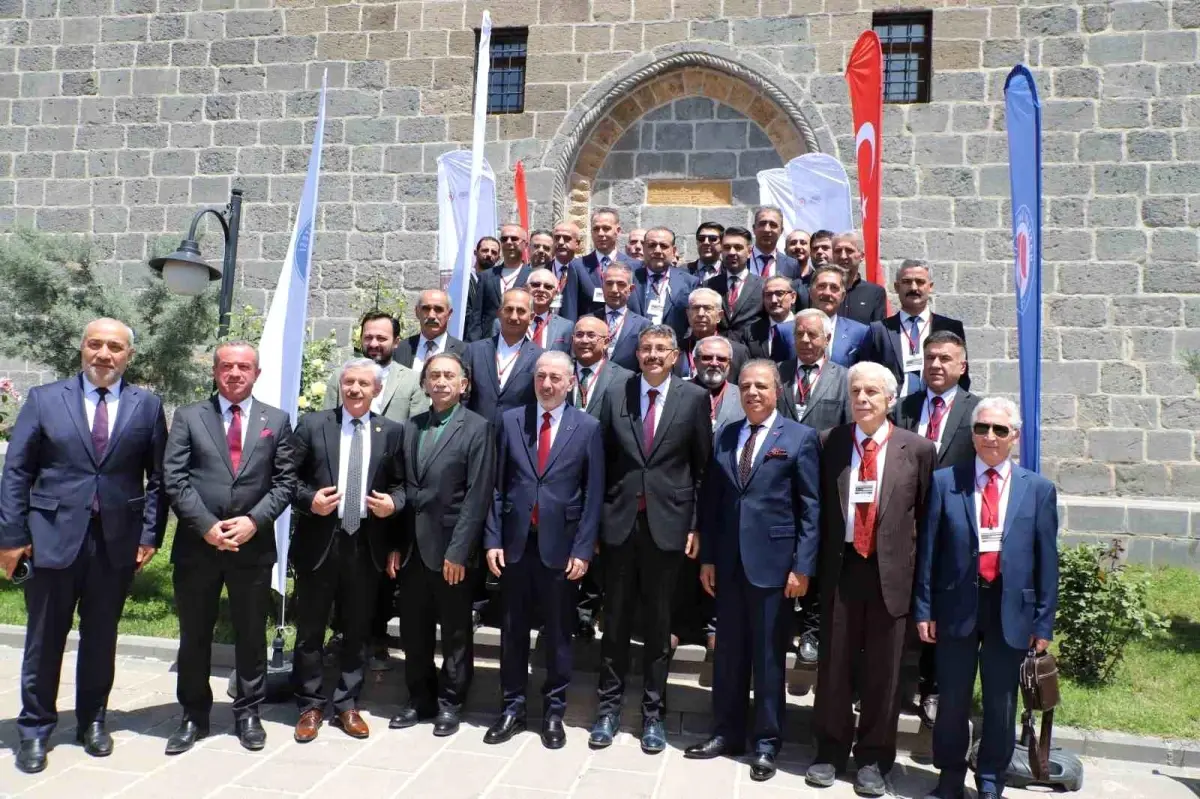 Hakkari\'de Kadim Şehir Çalıştayı Düzenlendi