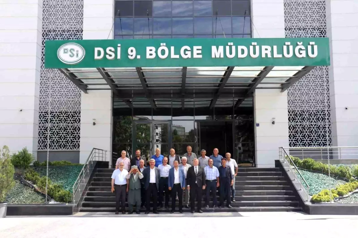 Battalgazi Muhtarları Sulama Sorunları İçin DSİ\'yi Ziyaret Etti