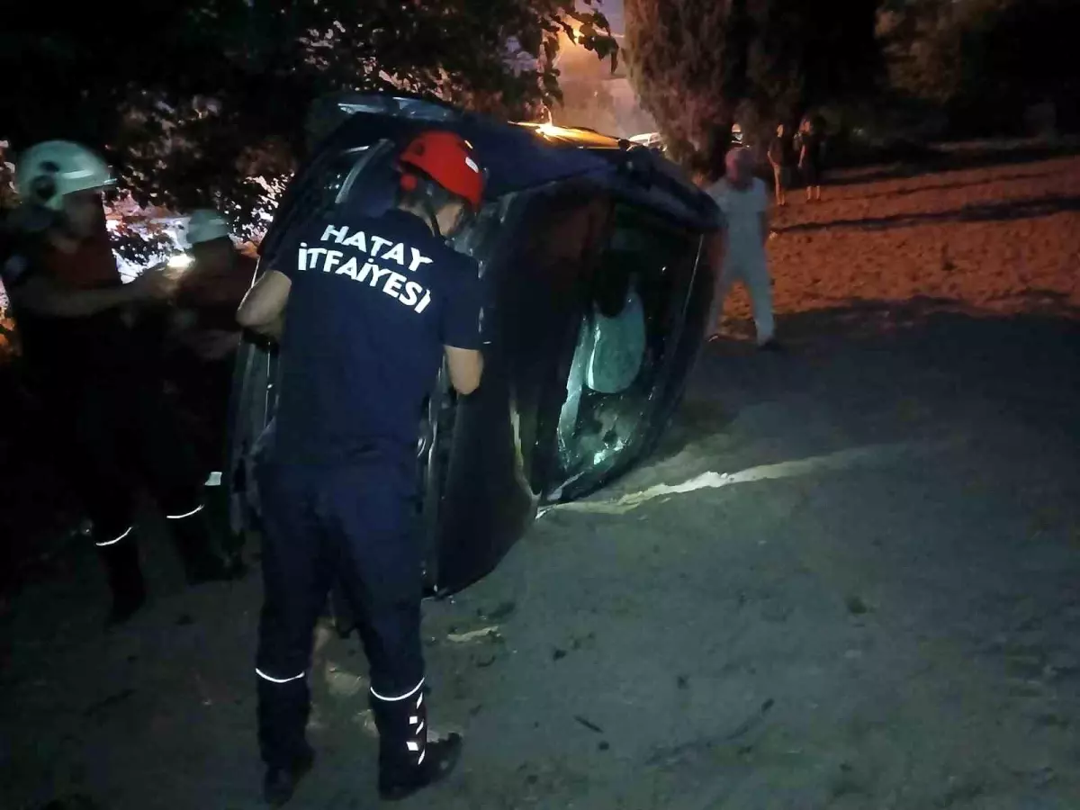 Hatay\'da Takla Atan Araçta Sürücü Yaralandı