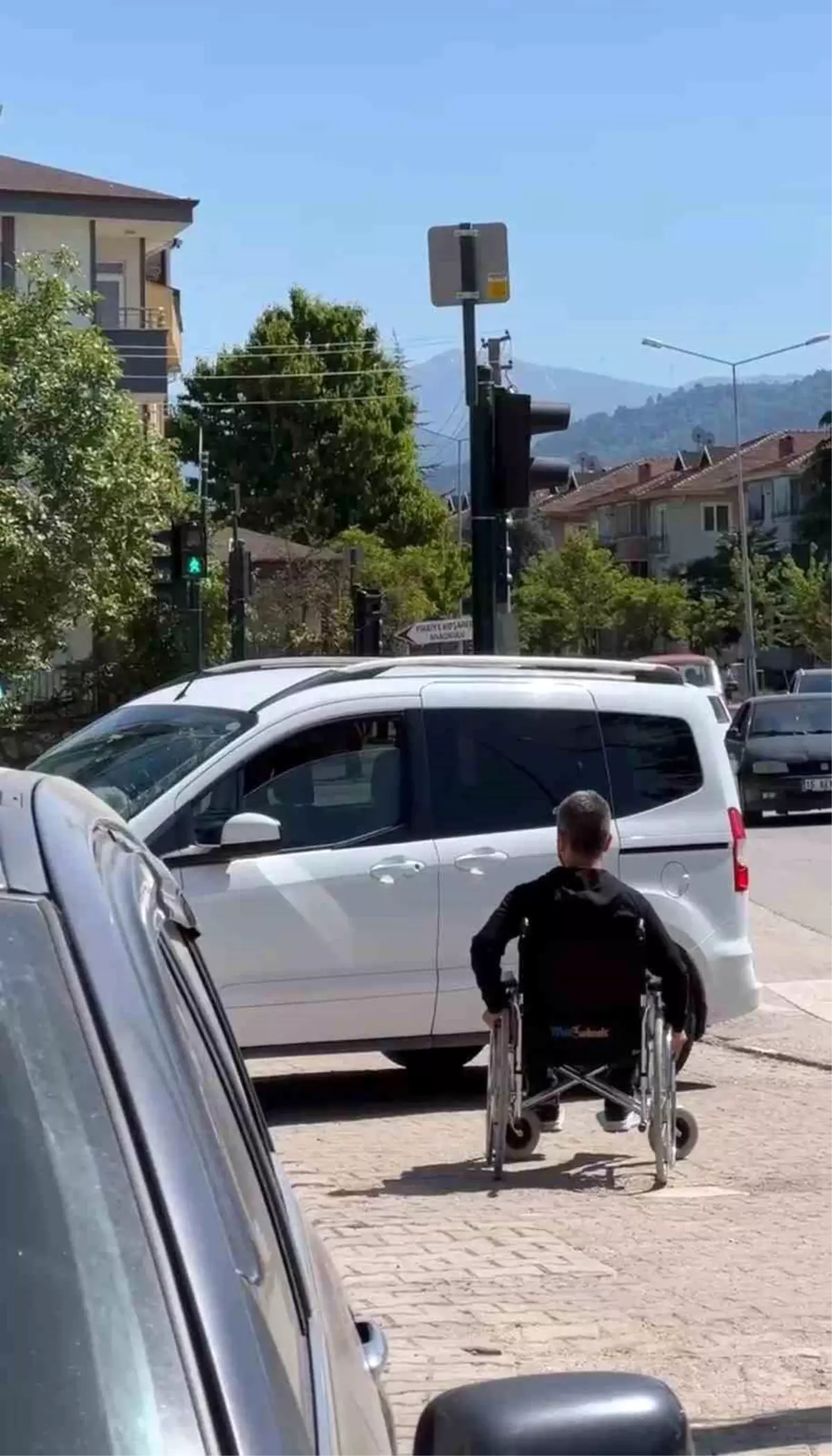 İnegöl Belediyesi\'nden Engelli Bireyler İçin Farkındalık Videosu