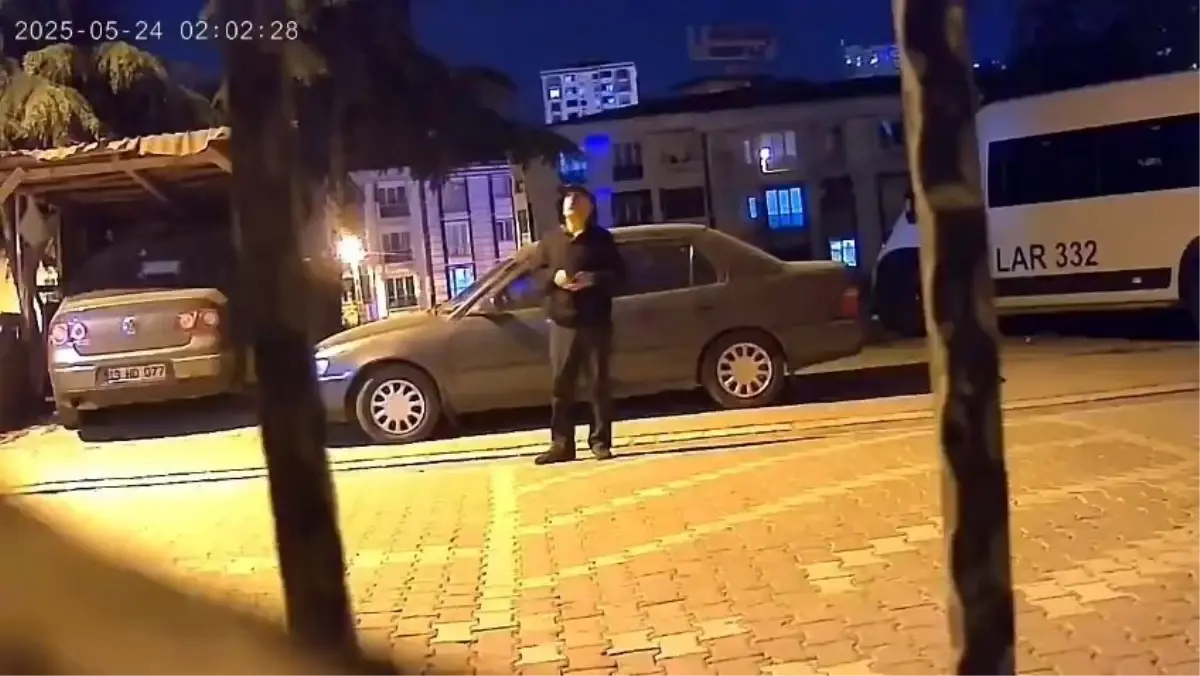 Esenyurt\'ta Hırsızlık Kamerada
