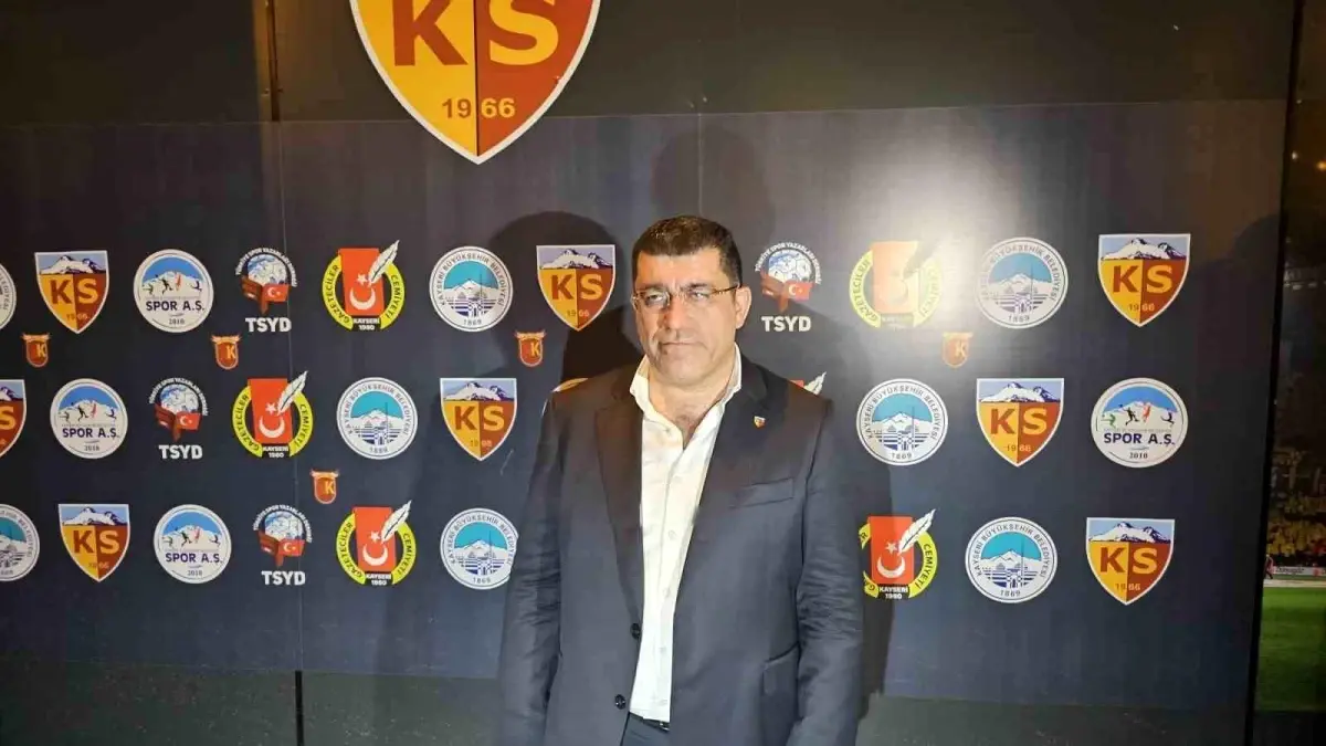 Kayserispor\'da Başkan Açıkalın\'dan Jakirovic\'e Destek