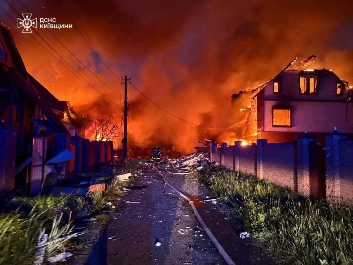 Rusya\'nın İHA Saldırıları: Kiev\'de 3 Ölü, 11 Yaralı