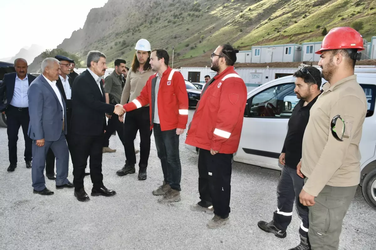 Beytüşşebap\'ta Petrol Arama Çalışmaları Başladı