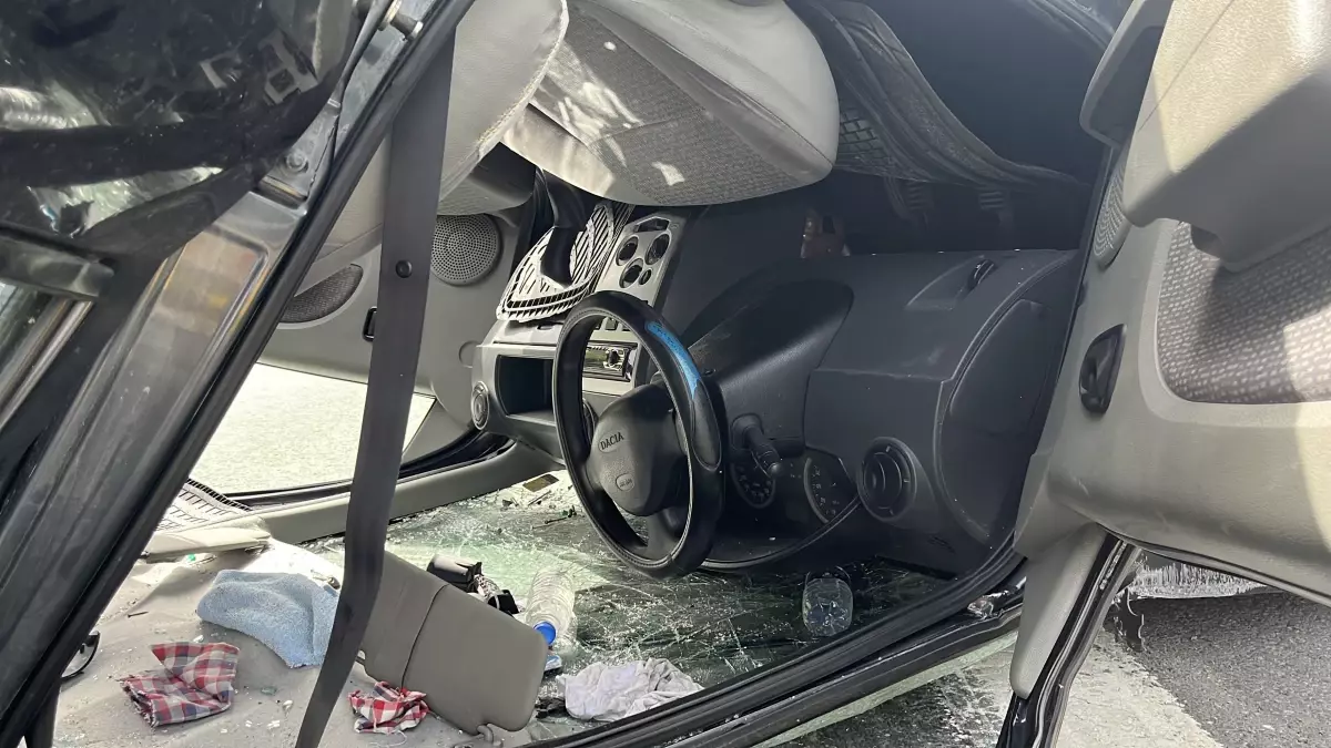 TEM Otoyolu\'nda Kaza: 3 Yaralı