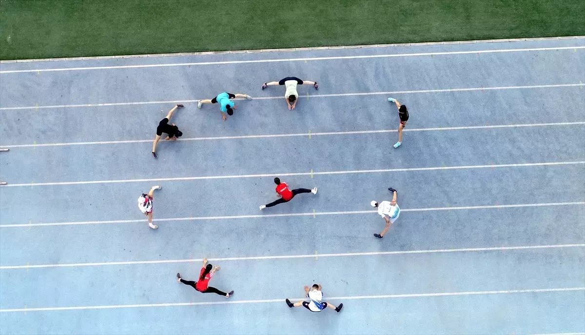 Elif Akçiçek, 24 Yıllık Rekoru Kırdı