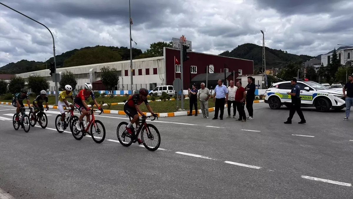 Kurtuluş Yolu Bisiklet Turu Salıpazarı\'na Ulaştı