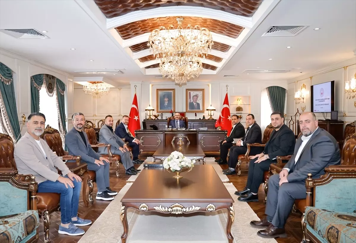 4. Tesbih ve Doğal Taşlar Fuarı Adana\'da