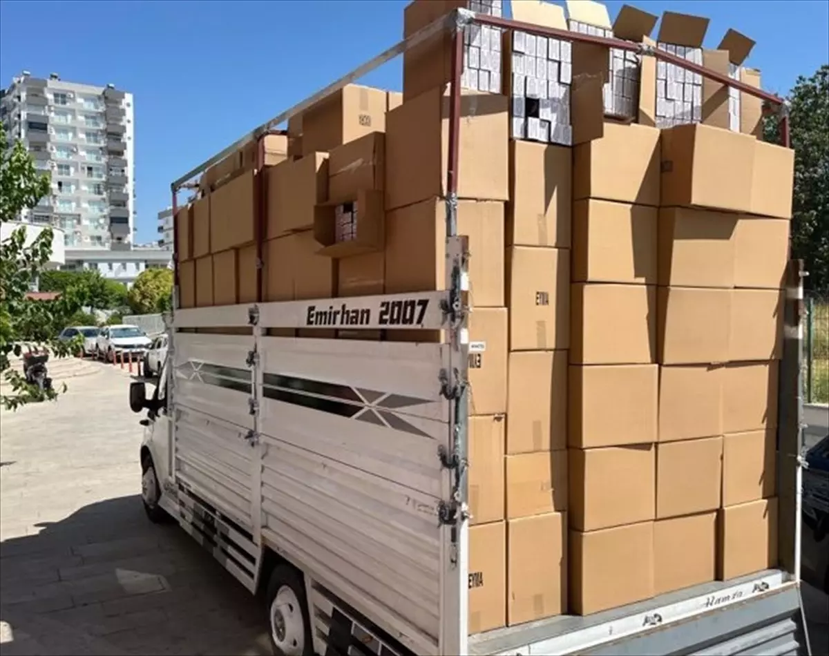 Adana\'da 7.9 milyon kaçak makaron ele geçirildi